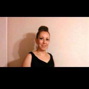 Meet your Posher, Alicia