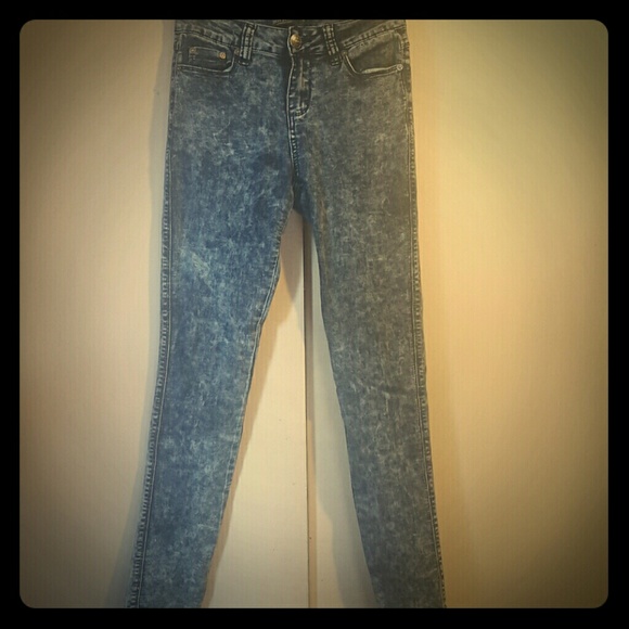 High wasted skinny jeans