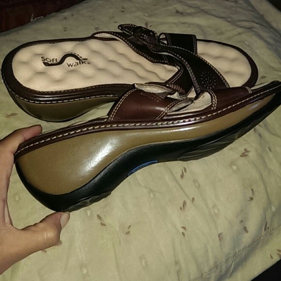 Sold - Picture 3 of 4