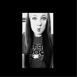 Meet your Posher, Brianna