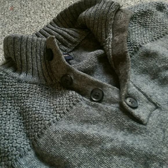 Men's sweater