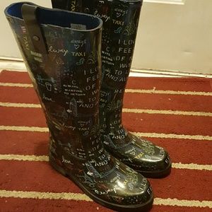DKNY AWESOME RAIN BOOTS