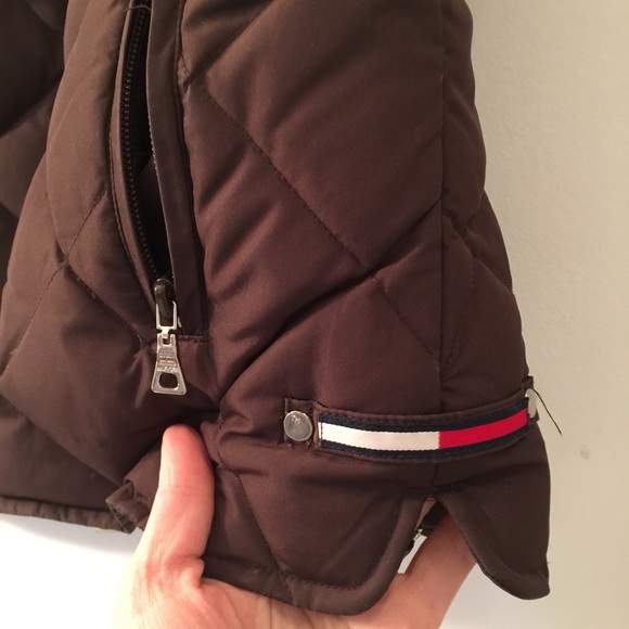 Tommy Hilfiger Brown Vest - Picture 3 of 4
