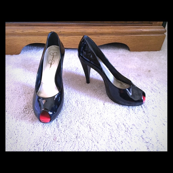 Jessica Simpson Size 10 Open Toe Shoe
