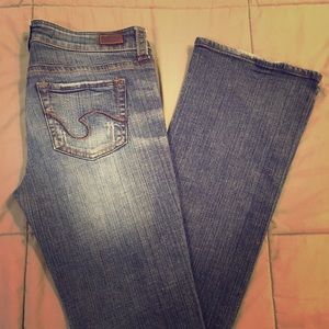 Refuge jeans, boot cut. Great condition!
