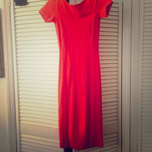 MIDI body con red dress