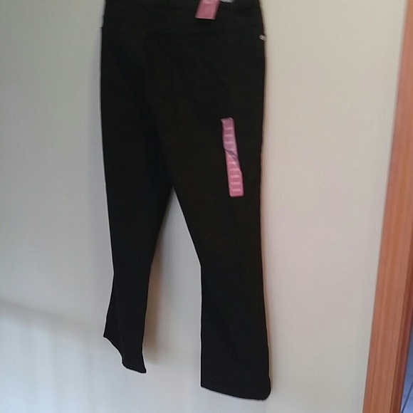 Jeans - Picture 2 of 2