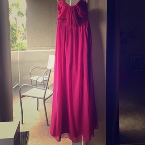 Jim Hjelm Bridesmaids Gown Fuchsia : Small