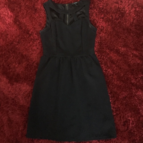 Black Forever 21 Sleeveless Dress