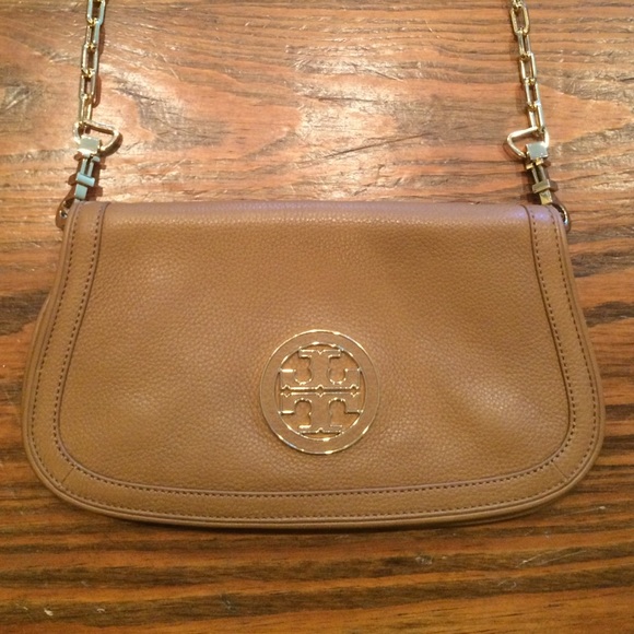 Tory Burch Amanda Cross Body Clutch - Picture 1 of 4