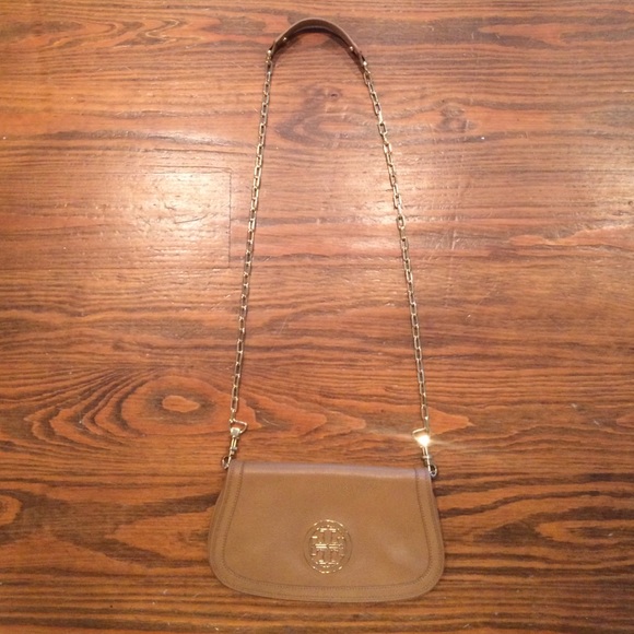 Tory Burch Amanda Cross Body Clutch - Picture 2 of 4