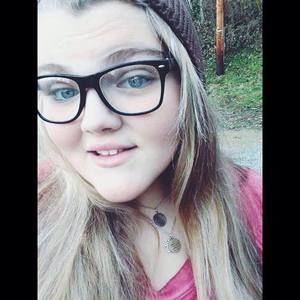 Meet your Posher, Skylar