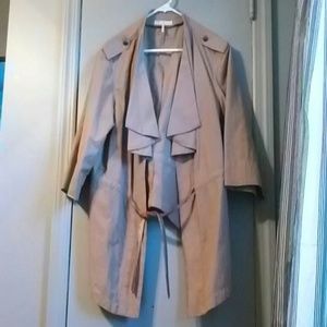 Asymmetrical 3/4 sleeve blazer