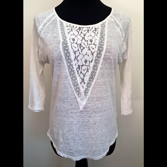 LC Lauren Conrad Tops - 🎉HP🎉White Lace Lauren Conrad 3/4 Sleeve Top.