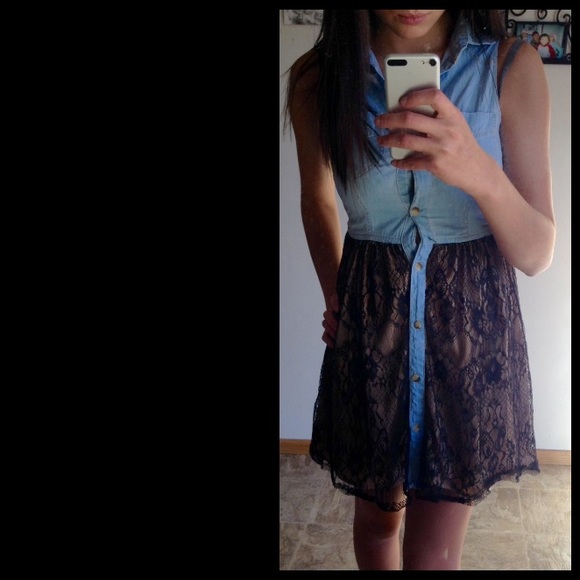 Denim Button Up Dress - Picture 3 of 3