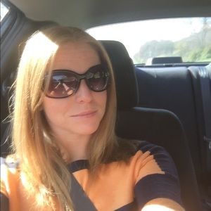 Meet your Posher, Cortney