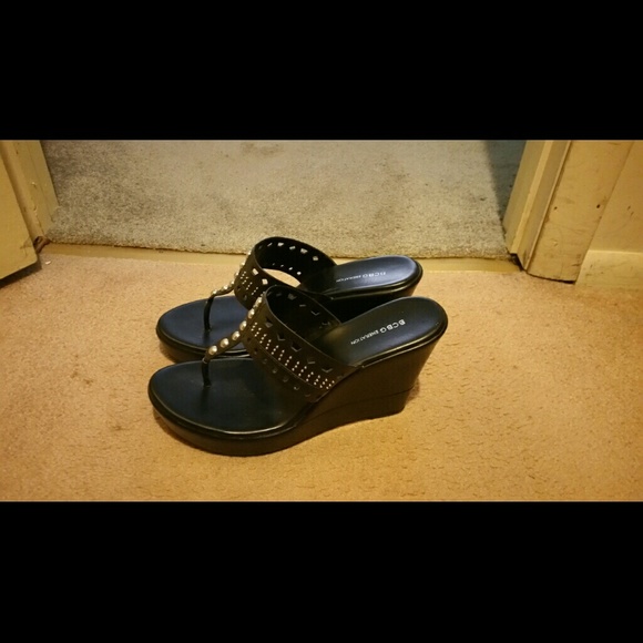 Sold - Picture 2 of 4