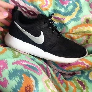 black woman roshes