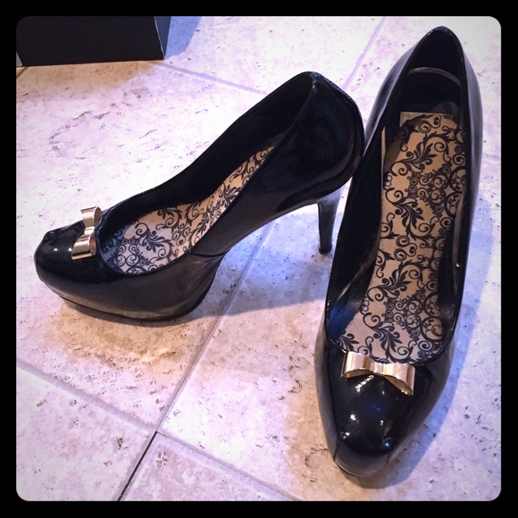 Dolce vita black bunny heels