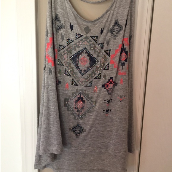 LAST CHANCE! Grey sleeveless top