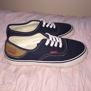 navy blue Levi's