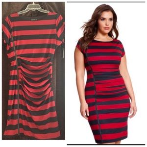 Play up your curves with this sexy little dress!