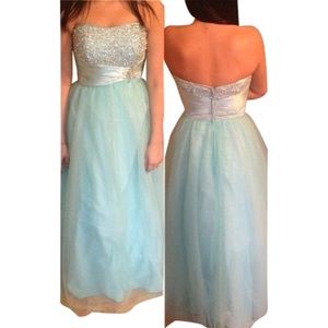 freshman year prom dress
