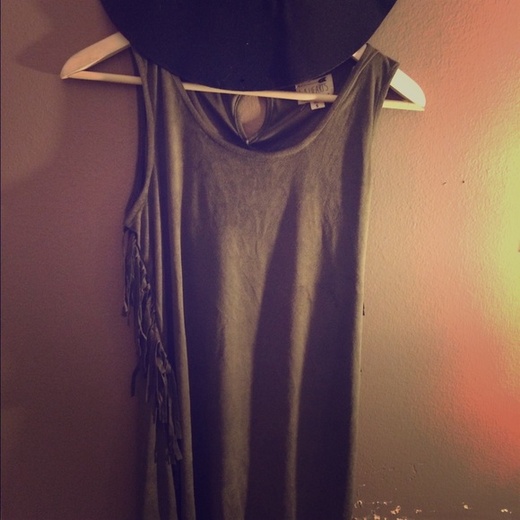 Cute la hearts fringe green suede dress