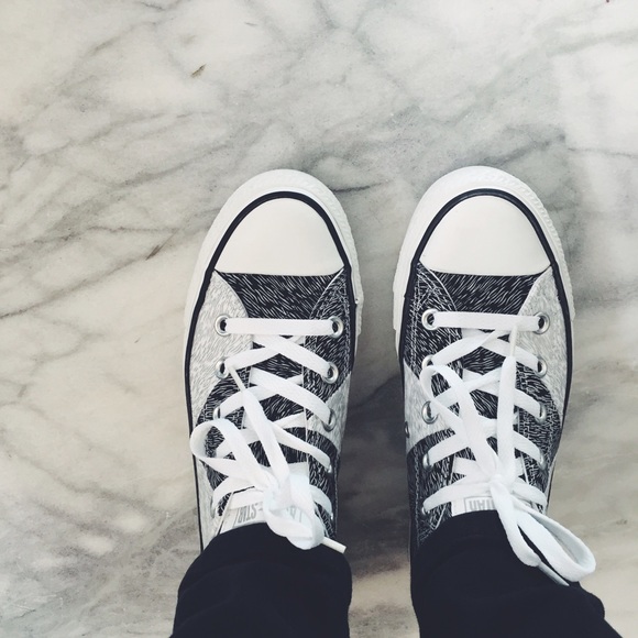 Converse Shoes - ❄️SALE❄️ Printed Converse Chuck Taylor Sneakers