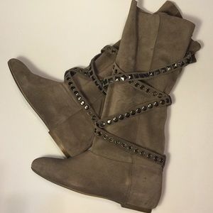 NWOT ALDO suede boots with stud detail