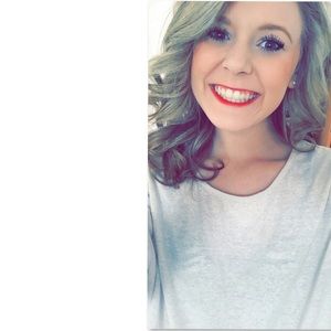 Meet your Posher, Corina