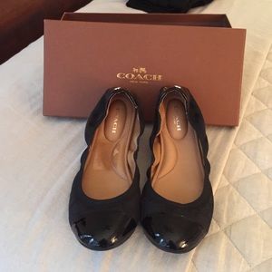 Black Coach Flats 8.5 Medium