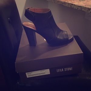 Leila stone Haleigh booties