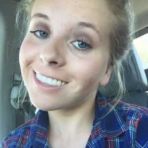 Meet your Posher, Molly