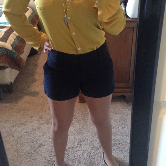 Dark navy blue Loft 4 inch inseem shorts