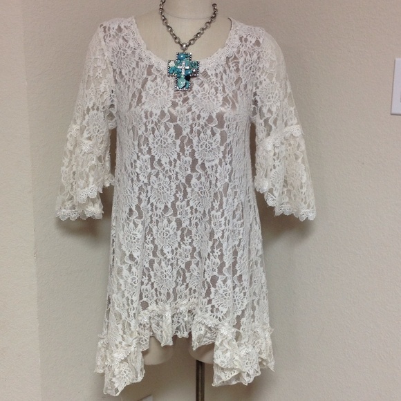 Tunic ivory lace lined