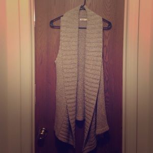 Old Navy sleeveless Cardigan