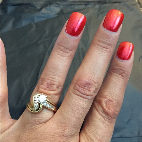 Gold wedding ring set