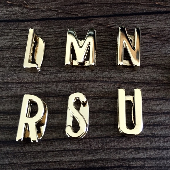 Keep Collective Letter Keys 6 to choose from