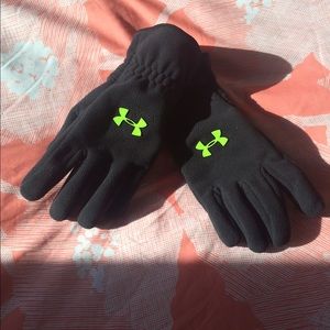 Under armer gloves