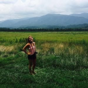 Meet your Posher, Brittany