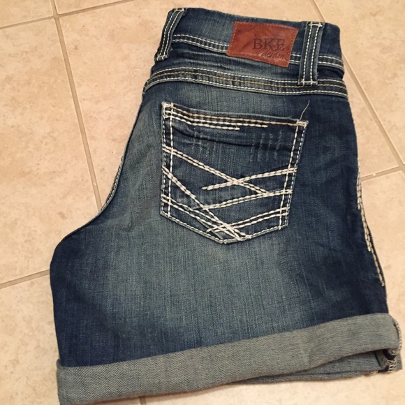 BKE Stella denim shorts. Size 29. Worn twice.