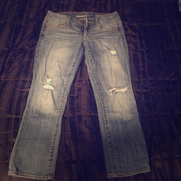 American Eagle capris never worn.