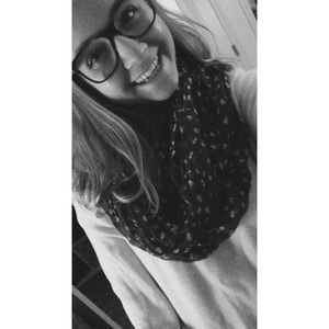 Meet your Posher, Lylia