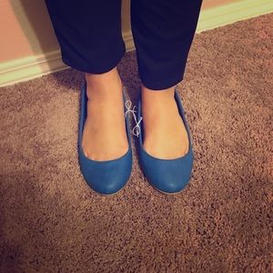 Royal blue ballet flats w/silver studs and zipper.