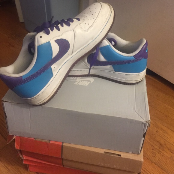 Nike Air Force ones - Picture 2 of 3