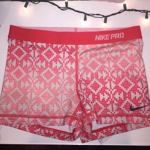 PATTERNED PINK NIKE PROS