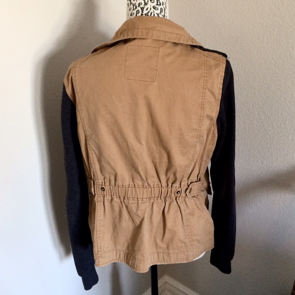 🚫SOLD🚫 - Picture 2 of 4