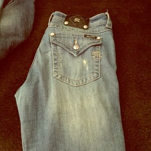 Size 31 straight leg MISS ME boyfriend jeans!
