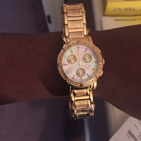 Invicta women's limited edition diamond watch - Picture 2 of 3
